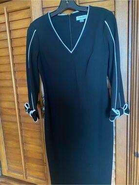 Calvin Klein Black Long-Sleeve Sheath Dress with White Piping
